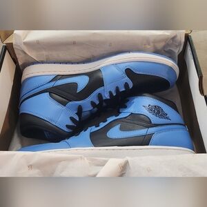 Air Jordan 1 Mid Men's Sky Blue and Black Sneakers